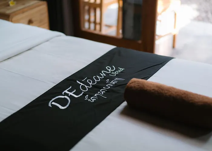 Dedeane & Yoga Retreat